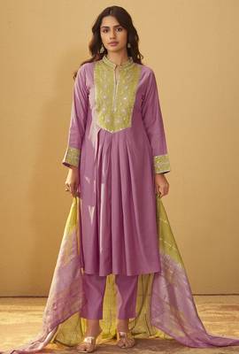 Light pink roman silk embroidered flared kurta set dupatta 1