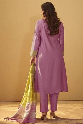 Light pink roman silk embroidered flared kurta set dupatta 2