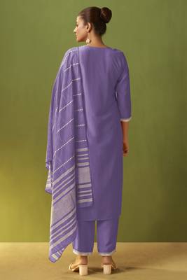 Purple chinon embroidered kurta set with jacquard dupatta 2