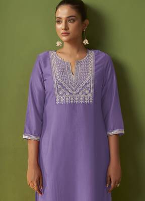 Purple chinon embroidered kurta set with jacquard dupatta 4