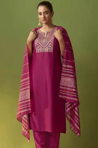 Pink chinon embroidered kurta set with jacquard dupatta