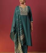 Green chinon embroidered kurta set with jacquard dupatta