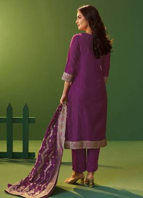Purple jacquard art silk kurta set with cotton bottom & silk jacquard dupatta 2