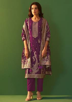 Purple jacquard art silk kurta set with cotton bottom & silk jacquard dupatta 3