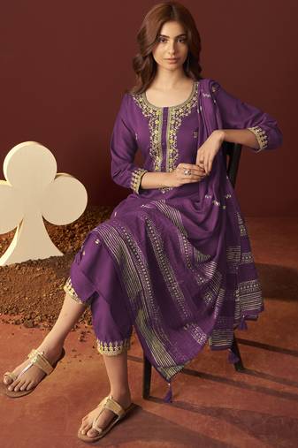 Purple chinnon embroidered kurta set with dupatta