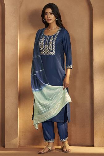 Blue cotton blend embroidered kurta pant with chanderi jacquard dupatta