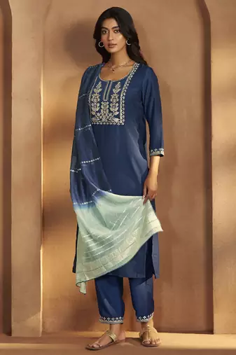 Blue cotton blend embroidered kurta pant with chanderi jacquard dupatta