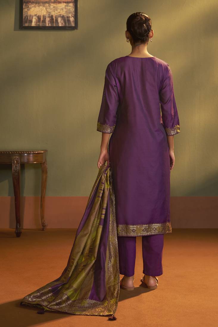 Wine jacquard art silk fla wine kurta set with cotton bottom & silk blend dupatta