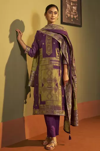 Wine jacquard art silk fla wine kurta set with cotton bottom & silk blend dupatta