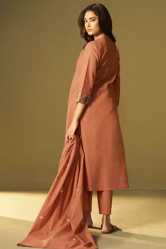 Women's orange pure cotton embroidered kurta set with dupatta