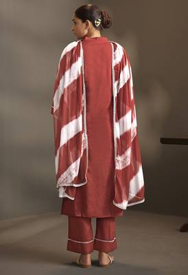 Maroon pure cotton schiffli embroidered straight kurta set with cotton pants & najmin chiffon dupatta 2