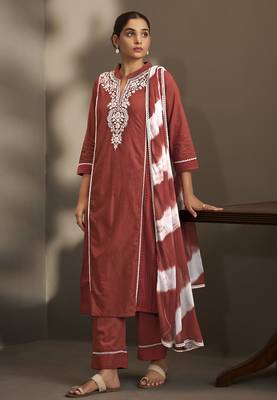 Maroon pure cotton schiffli embroidered straight kurta set with cotton pants & najmin chiffon dupatta 3