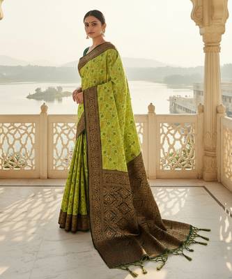 Lemon green silk blend banarasi saree with unstitched blouse piece 2