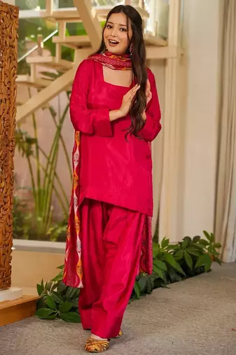Rani pink silk crepe beautiful plain with printed dupatta kurta patiala set