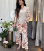 Cream cotton printed kurta with pant