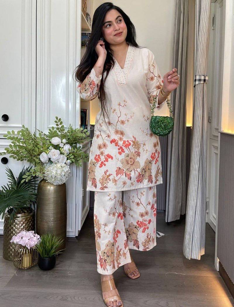 Cream cotton printed kurta with pant
