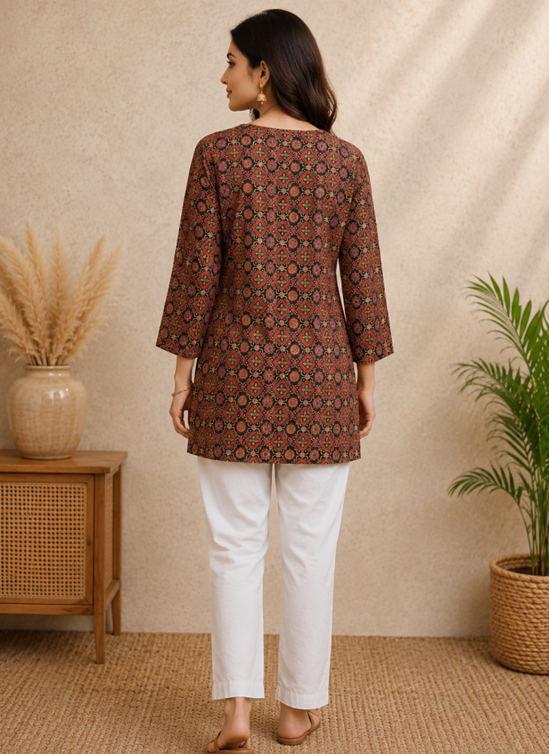 MULTICOLOR  REYON WITH DIGITAL PRINTED STYLISH WEAR KURTI 