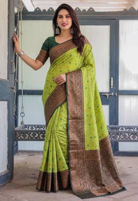 Lemon green silk blend banarasi saree with unstitched blouse piece 5