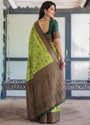 Lemon green silk blend banarasi saree with unstitched blouse piece 3