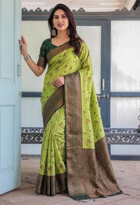 Lemon green silk blend banarasi saree with unstitched blouse piece 4
