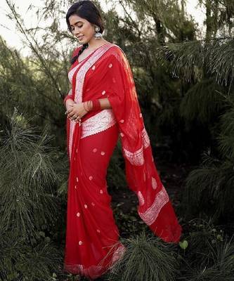 Red cotton spun saree with unstitched blousea piece 1