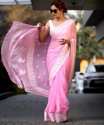 Baby pink cotton spun saree with unstitched blousea piece 5