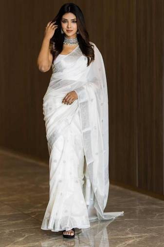 White cotton spun saree with unstitched blousea piece