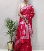 Red cotton spun saree with unstitched blousea piece