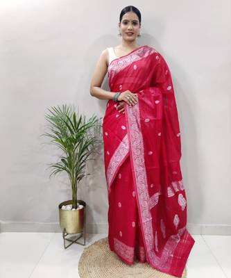 Red cotton spun saree with unstitched blousea piece 2