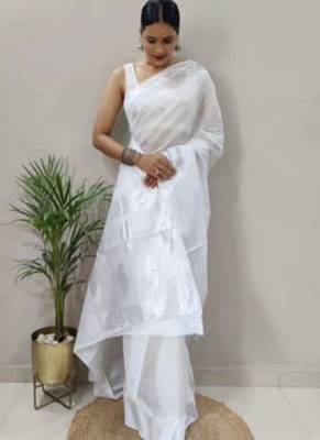 White cotton spun saree with unstitched blousea piece 2