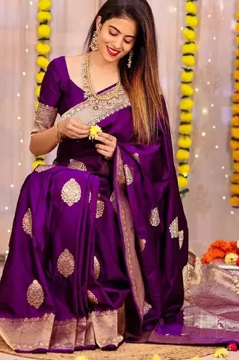 Puple silk blend banarasi saree with unstitched blouse piece