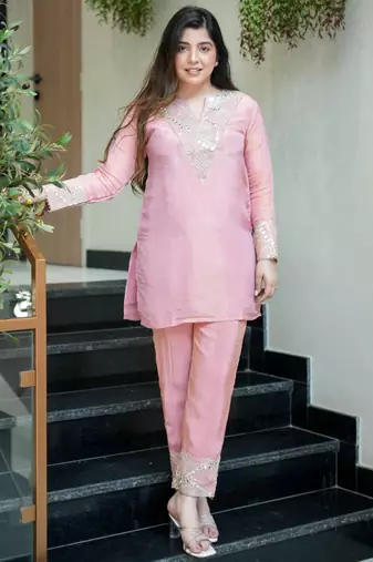 Elegant pink simmar silk kurta palazzo set with mirror & sequence embroidery work