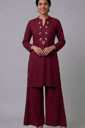 Maroon embroidered rayon kurta set