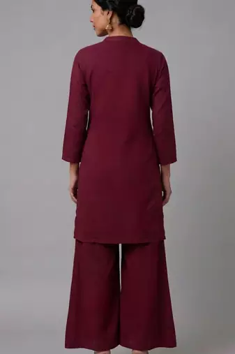 Maroon embroidered rayon kurta set
