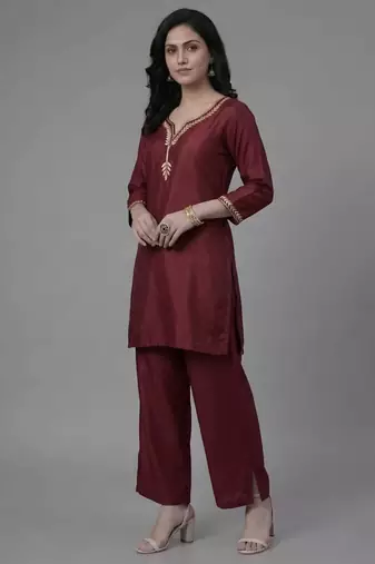 Maroon embroidered rayon kurta set