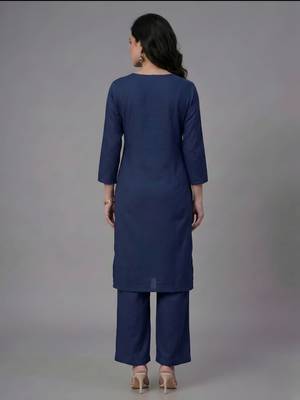 Blue embroidered rayon kurta set 2