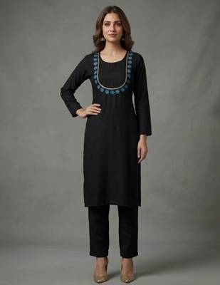 Black embroidered rayon kurta set 1