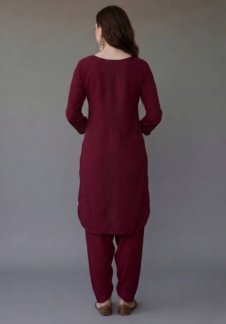 Maroon embroidered rayon kurta set