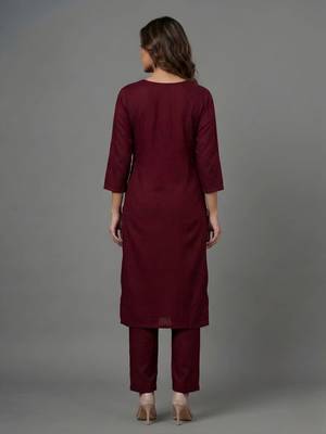 Maroon embroidered rayon kurta set 2