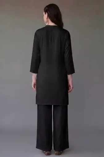 Black embroidered rayon kurta set