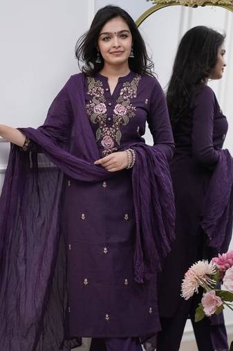 Designer purple rayon slub embroidered kurta set with nazmin dupatta