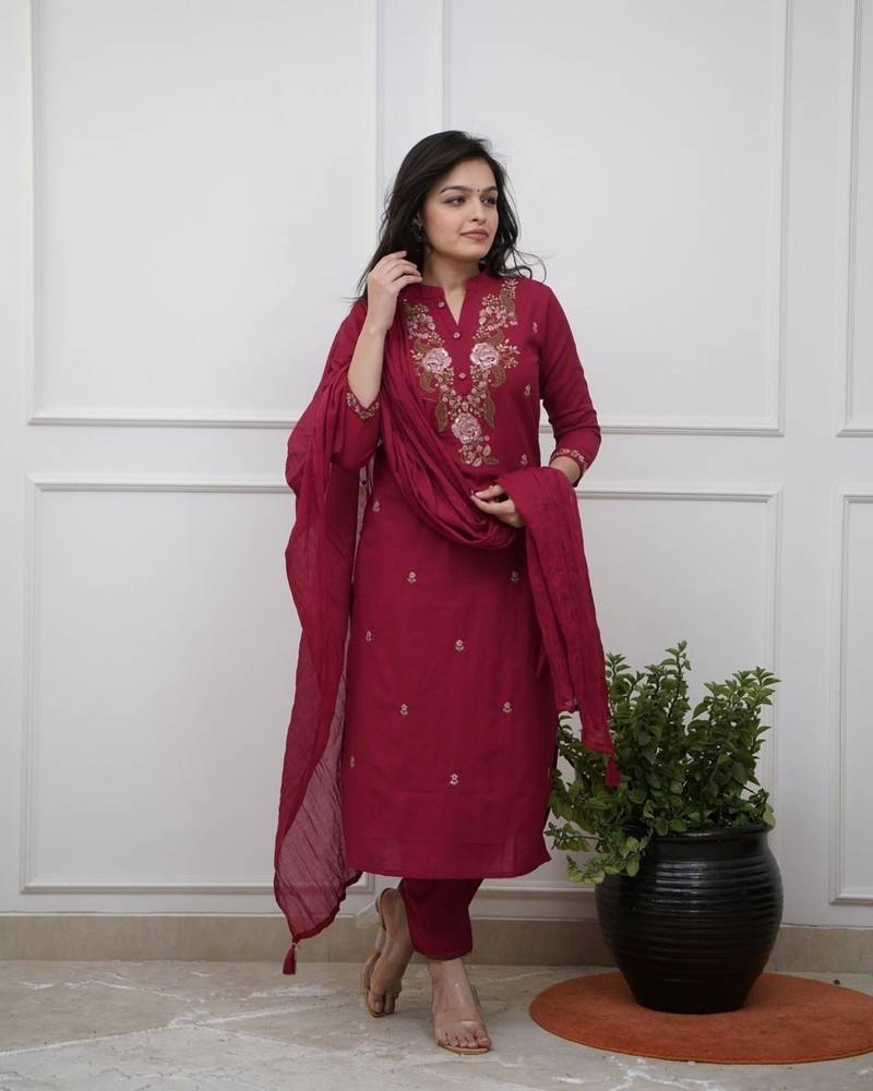 Designer maroon rayon slub embroidered kurta set with nazmin dupatta