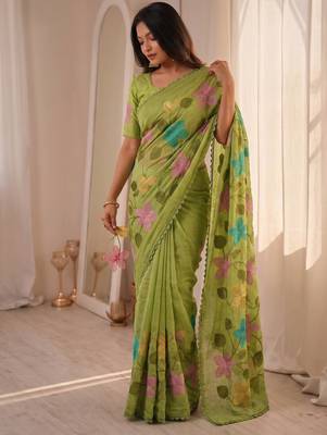 viscose crunchy silk blend saree with floral embroidery fancy lace border & swarovski diamond work 2