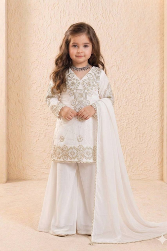 New kids latest tredny kurta set