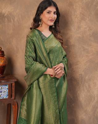green silk blend floral woven zari design saree with blouse piece 3
