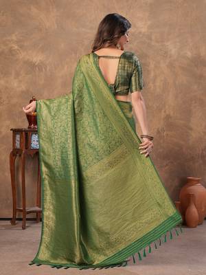 green silk blend floral woven zari design saree with blouse piece 4