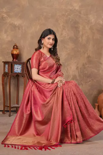 maroon silk blend floral woven zari design saree with blouse piece 