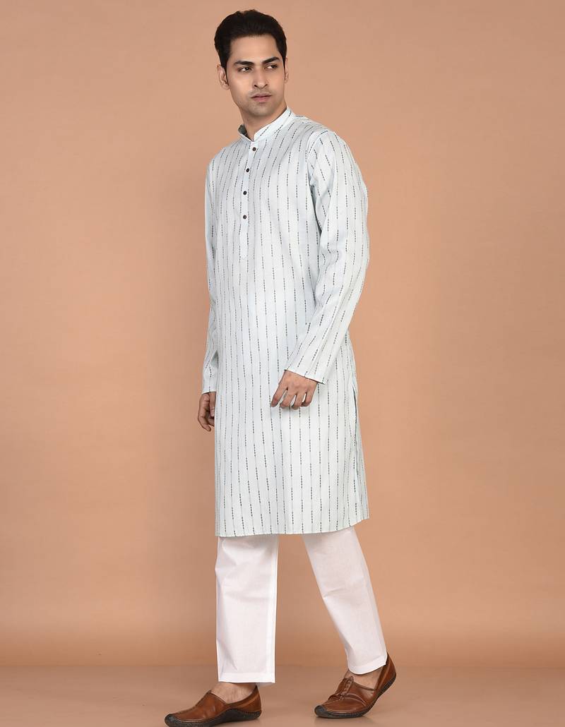Men's woven design mandarin collar cotton straight kurta
