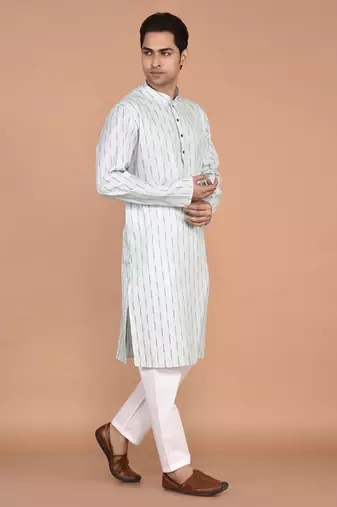 Men's woven design mandarin collar cotton straight kurta