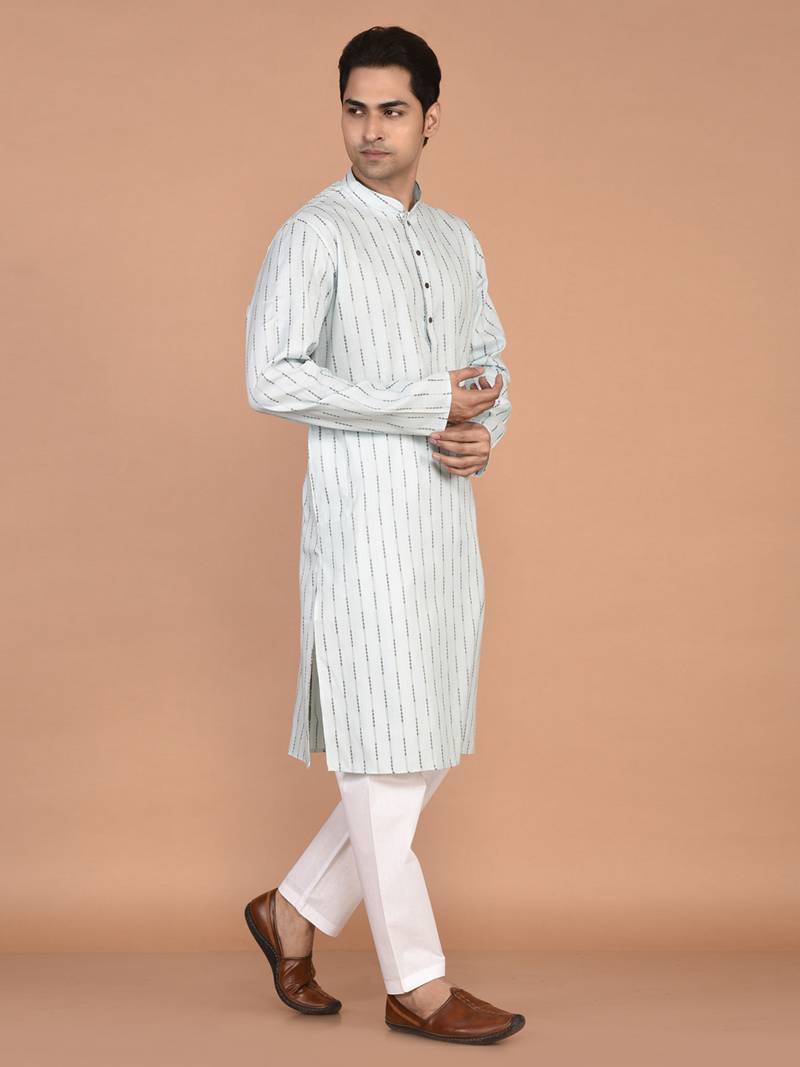 Men's woven design mandarin collar cotton straight kurta